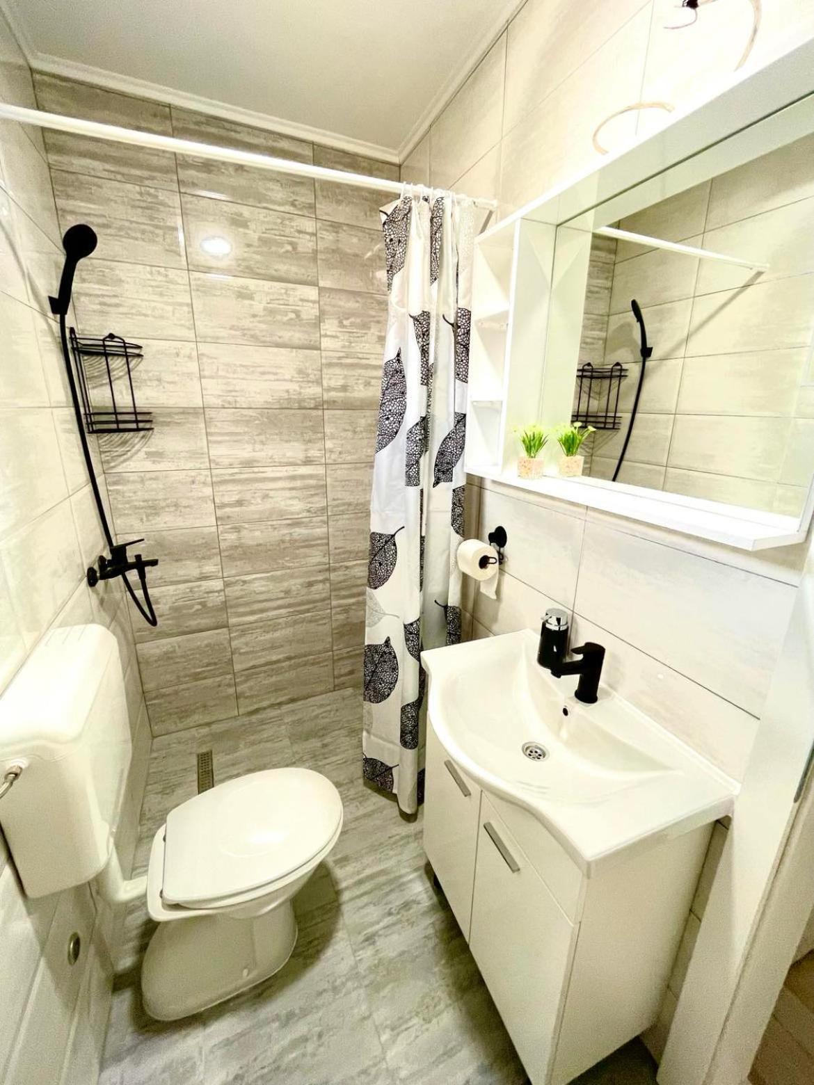 Apartment Adel Mostar Extérieur photo