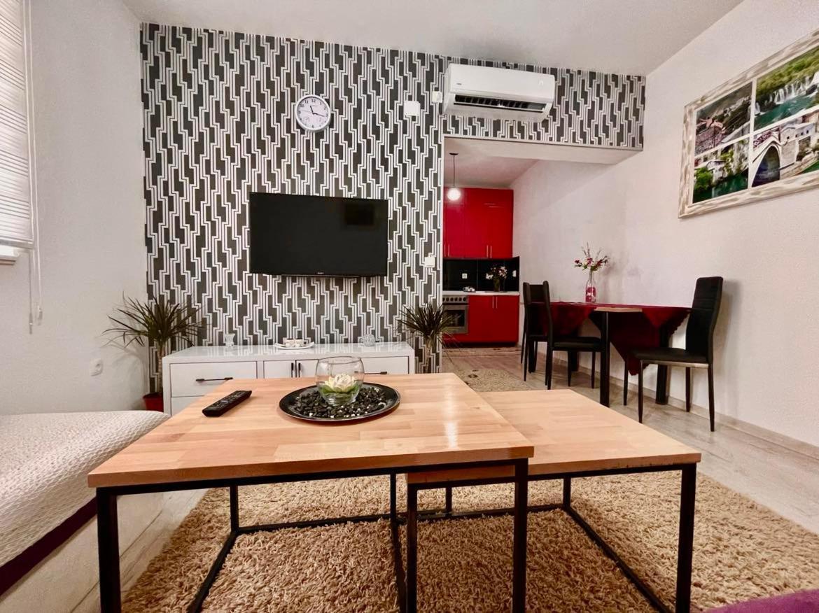 Apartment Adel Mostar Extérieur photo
